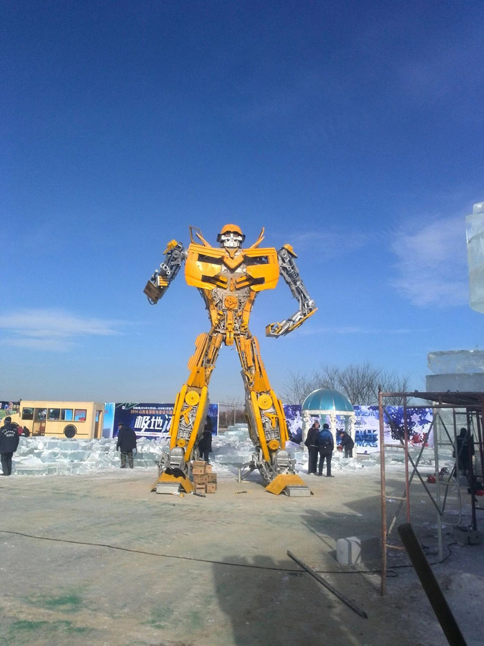 山西太原首届极地童话乐园主题冰雕艺术节成功举办